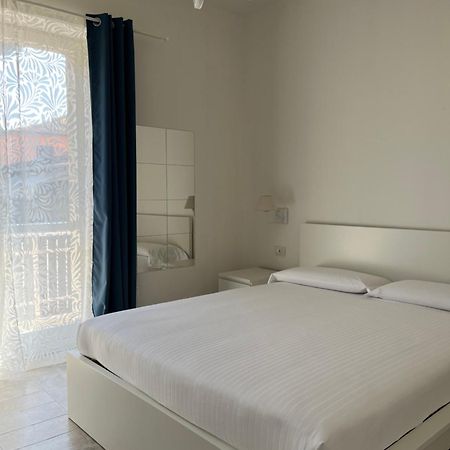 Flora Bed & Breakfast โอรีโอ อัล เซรีโอ ภายนอก รูปภาพ